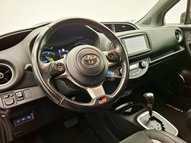 TOYOTA Yaris 1.5 VVT-I 100H GR SPORT  Pack City Plus
