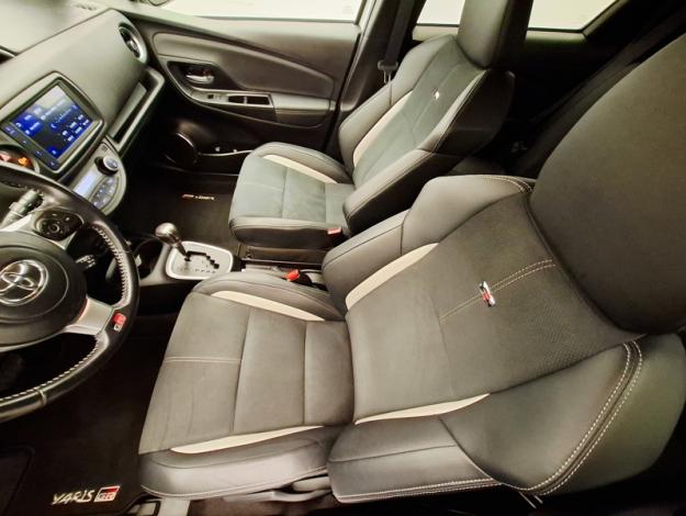 TOYOTA Yaris 1.5 VVT-I 100H GR SPORT  Pack City Plus