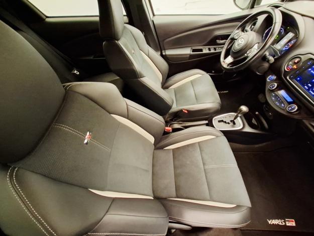 TOYOTA Yaris 1.5 VVT-I 100H GR SPORT  Pack City Plus