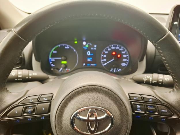 TOYOTA Yaris 1.5 116H DYNAMIC   