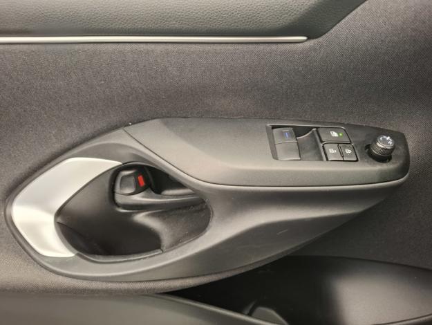 TOYOTA Yaris 1.5 116H DYNAMIC   
