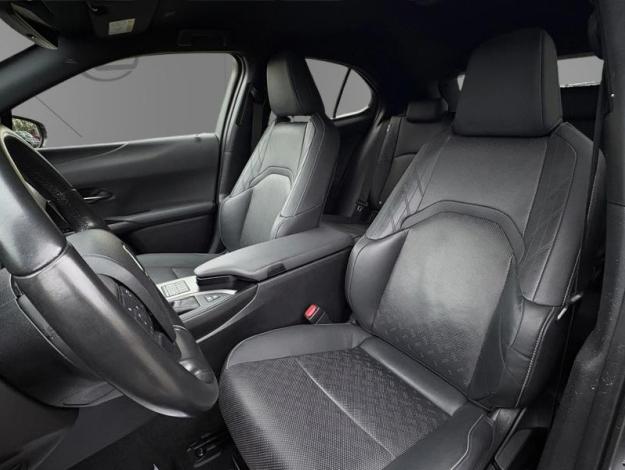LEXUS UX 2.0 250H LUXE 2WD   