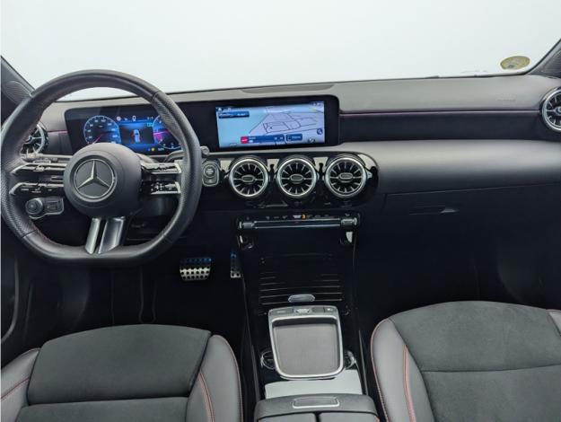 MERCEDES-BENZ Classe A 180 d AMG Line  Classe A 180 d AMG Line