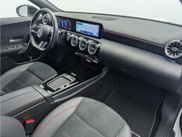 MERCEDES-BENZ Classe A 180 d AMG Line  Classe A 180 d AMG Line