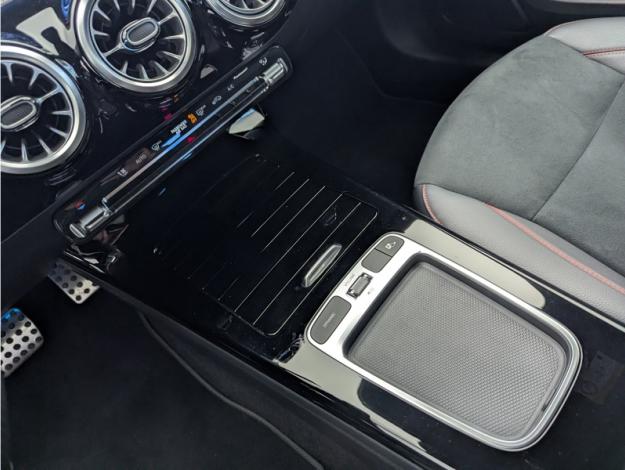 MERCEDES-BENZ Classe A 180 d AMG Line  Classe A 180 d AMG Line