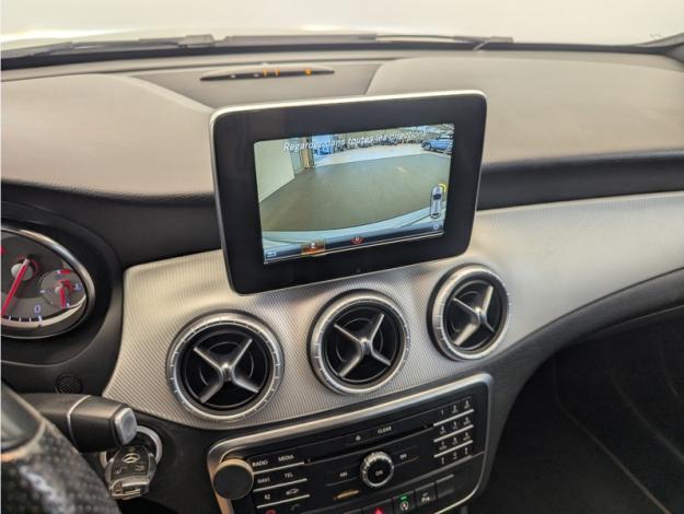 MERCEDES-BENZ CLA Shooting Brake CLA 200 d SB WhiteArt Edition  