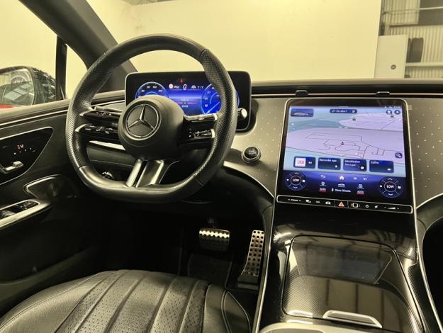 MERCEDES-BENZ EQE 350 Berline AMG Pack Night PANO  