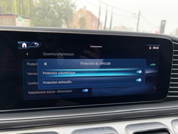 MERCEDES-BENZ GLE 300 d 4MATIC  