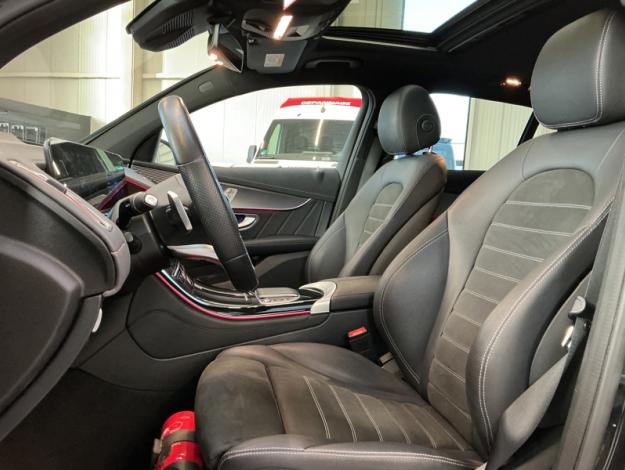 MERCEDES-BENZ EQC 400 4MATIC AMG Line Toit Ouvrant Attelage  