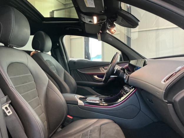 MERCEDES-BENZ EQC 400 4MATIC AMG Line Toit Ouvrant Attelage  