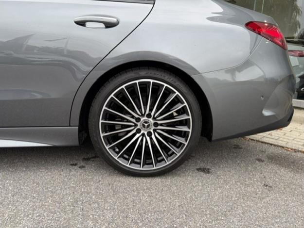 MERCEDES-BENZ C 180 Berline Pack AMG Pano Burmester  