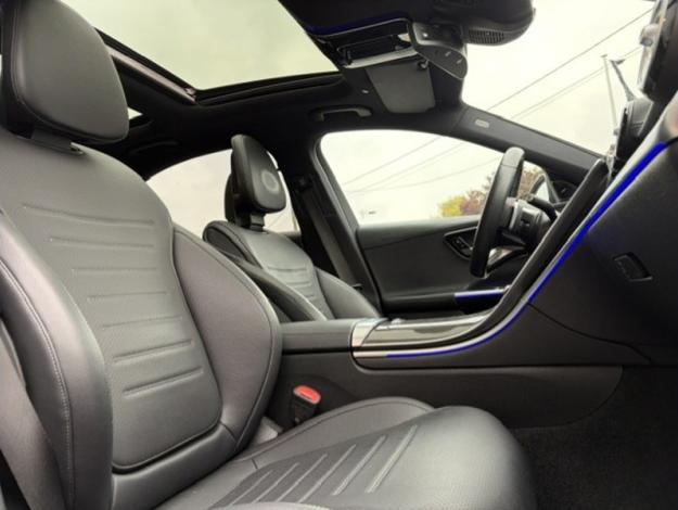 MERCEDES-BENZ C 180 Berline Pack AMG Pano Burmester  