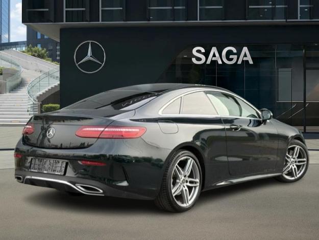 MERCEDES-BENZ E 220 d Coupé AMG Line  