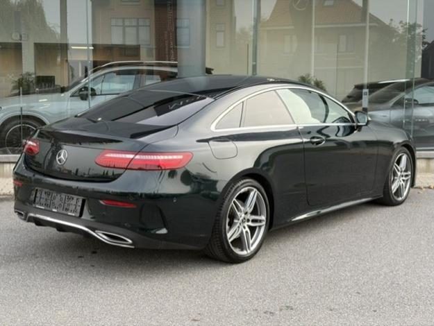 MERCEDES-BENZ E 220 d Coupé AMG Line  