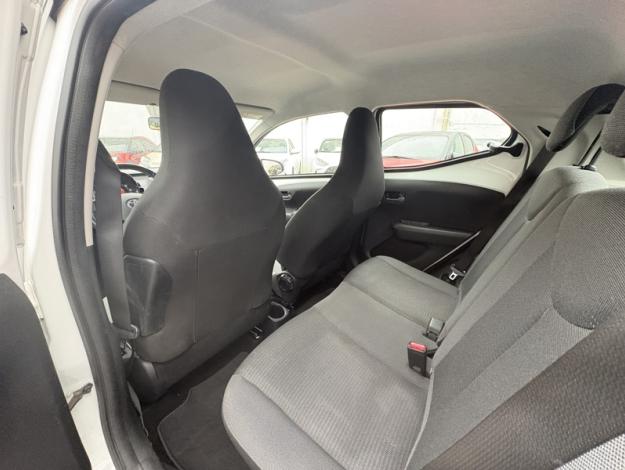 TOYOTA Aygo 1.0 VVT-I X-PLAY  1.0 72 ch 