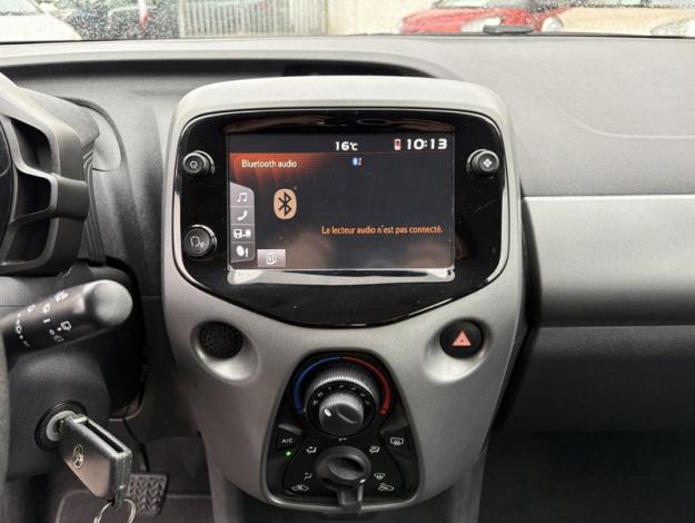 TOYOTA Aygo 1.0 VVT-I X-PLAY  1.0 72 ch 