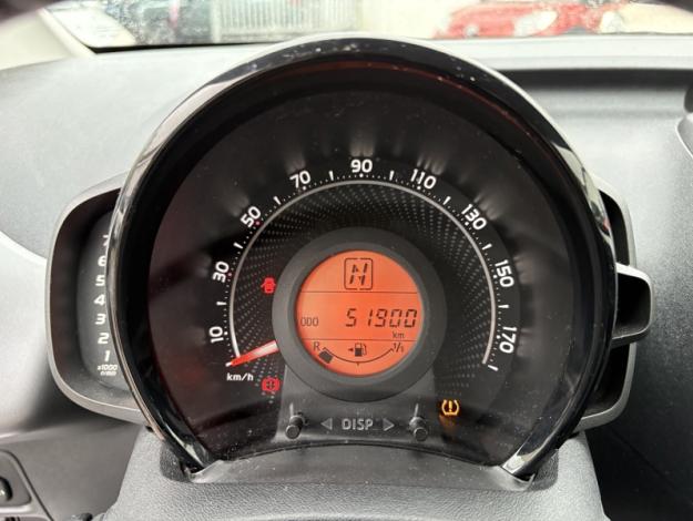 TOYOTA Aygo 1.0 VVT-I X-PLAY  1.0 72 ch 