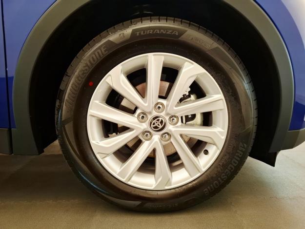TOYOTA C-HR 1.8 HYBRIDE 140 DYNAMIC  