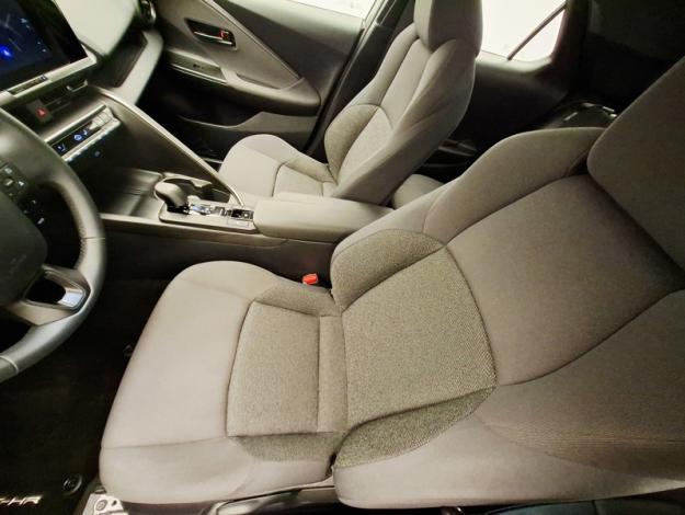 TOYOTA C-HR 1.8 HYBRIDE 140 DYNAMIC  
