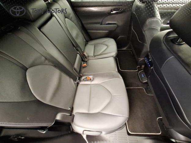 TOYOTA Highlander 2.5 HYBRID DESIGN BUSINESS 248CH E-CVT AWD-I  