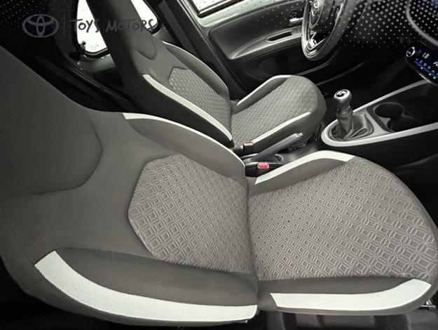 TOYOTA Aygo X 1.0 VVT-i 72 Design  