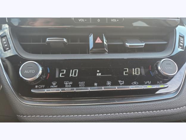 TOYOTA Corolla Touring Sports 1.8 HYBRID 140 DESIGN  