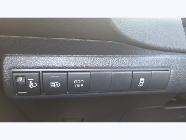 TOYOTA Corolla Touring Sports 1.8 HYBRID 140 DESIGN  
