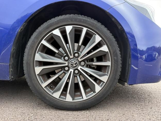TOYOTA Corolla Touring Sports 1.8 HYBRID 140 DESIGN   