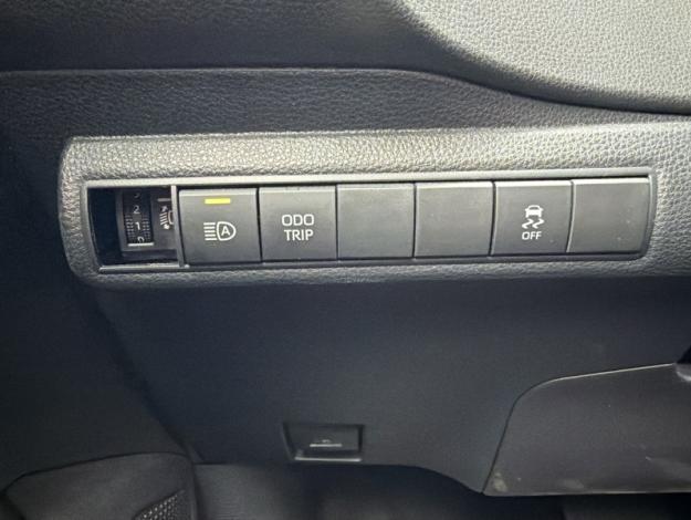 TOYOTA Corolla Touring Sports 1.8 HYBRID 140 DESIGN   