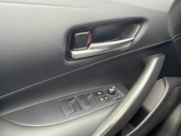 TOYOTA Corolla Touring Sports 1.8 HYBRID 140 DESIGN   