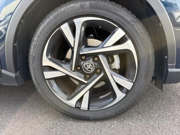 TOYOTA C-HR 2.0 HYBRIDE 184 DESIGN  