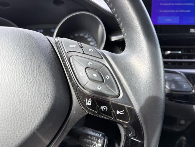 TOYOTA C-HR 2.0 HYBRIDE 184 DESIGN  