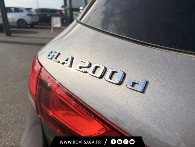 MERCEDES-BENZ GLA 200 d AMG Line AMG Line 