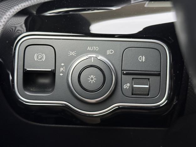 MERCEDES-BENZ Classe A 180 d 116ch Progressive Line 8G-DCT  