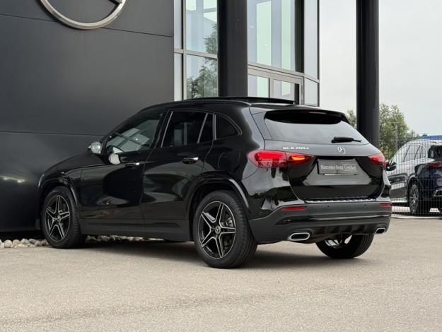 MERCEDES-BENZ GLA 200 d AMG Line  