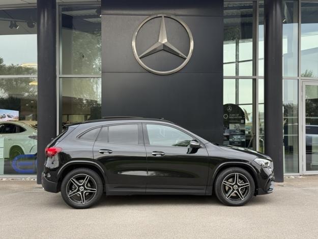 MERCEDES-BENZ GLA 200 d AMG Line  