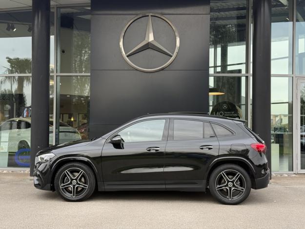 MERCEDES-BENZ GLA 200 d AMG Line  