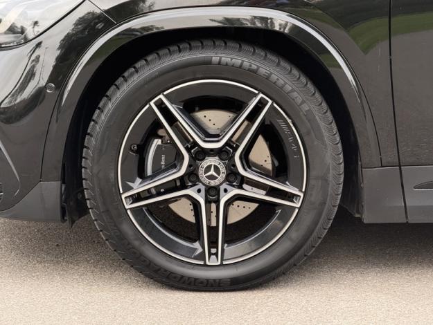 MERCEDES-BENZ GLA 200 d AMG Line  