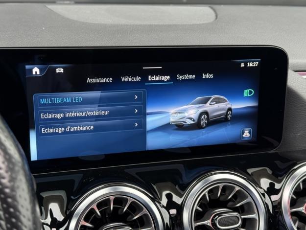 MERCEDES-BENZ GLA 200 d AMG Line  