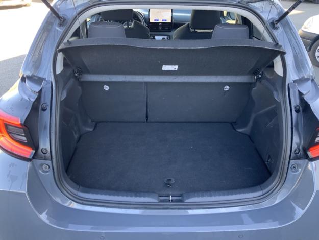 TOYOTA Yaris 1.5 HYBRID 116H DESIGN AUTO  