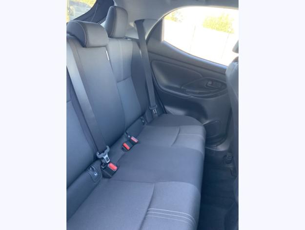 TOYOTA Yaris 1.5 HYBRID 116H DESIGN AUTO  