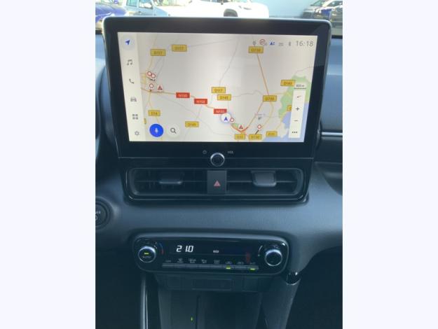 TOYOTA Yaris 1.5 HYBRID 116H DESIGN AUTO  