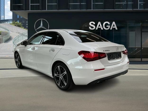 MERCEDES-BENZ A 200  d Berline Luxury line  