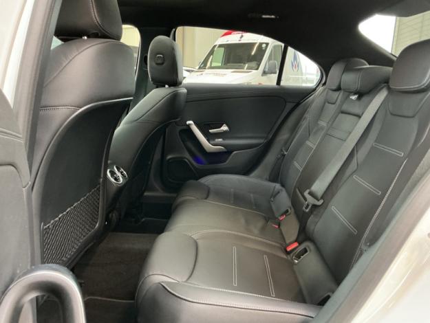 MERCEDES-BENZ A 200  d Berline Luxury line  