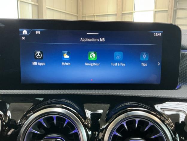 MERCEDES-BENZ A 200  d Berline Luxury line  