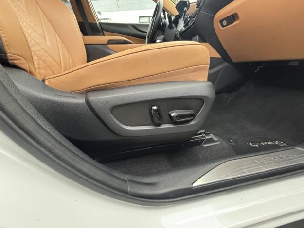 LEXUS NX 450H+ 4WD Executive  