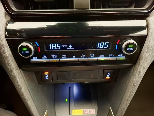 TOYOTA Yaris Cross 1.5 130H GR SPORT   PACK TECHNO
