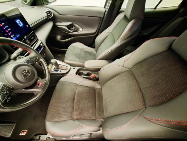 TOYOTA Yaris Cross 1.5 130H GR SPORT   PACK TECHNO