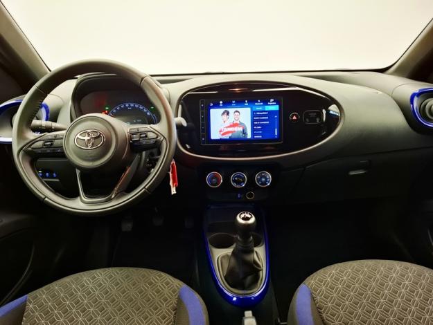 TOYOTA Aygo X 1.0 VVT-I 72 DESIGN  