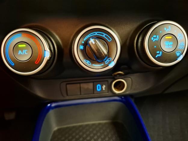 TOYOTA Aygo X 1.0 VVT-I 72 DESIGN  